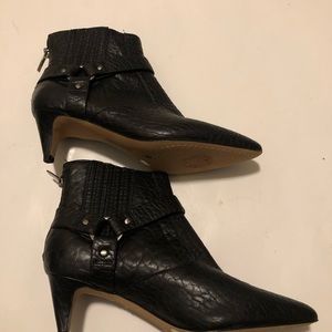 New Black Vince Camuto boots